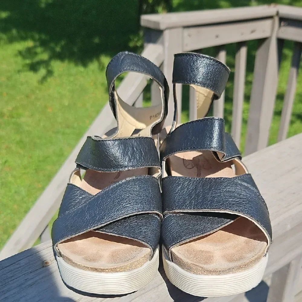 FLY London Black Leather Wedge Sandals Size 39